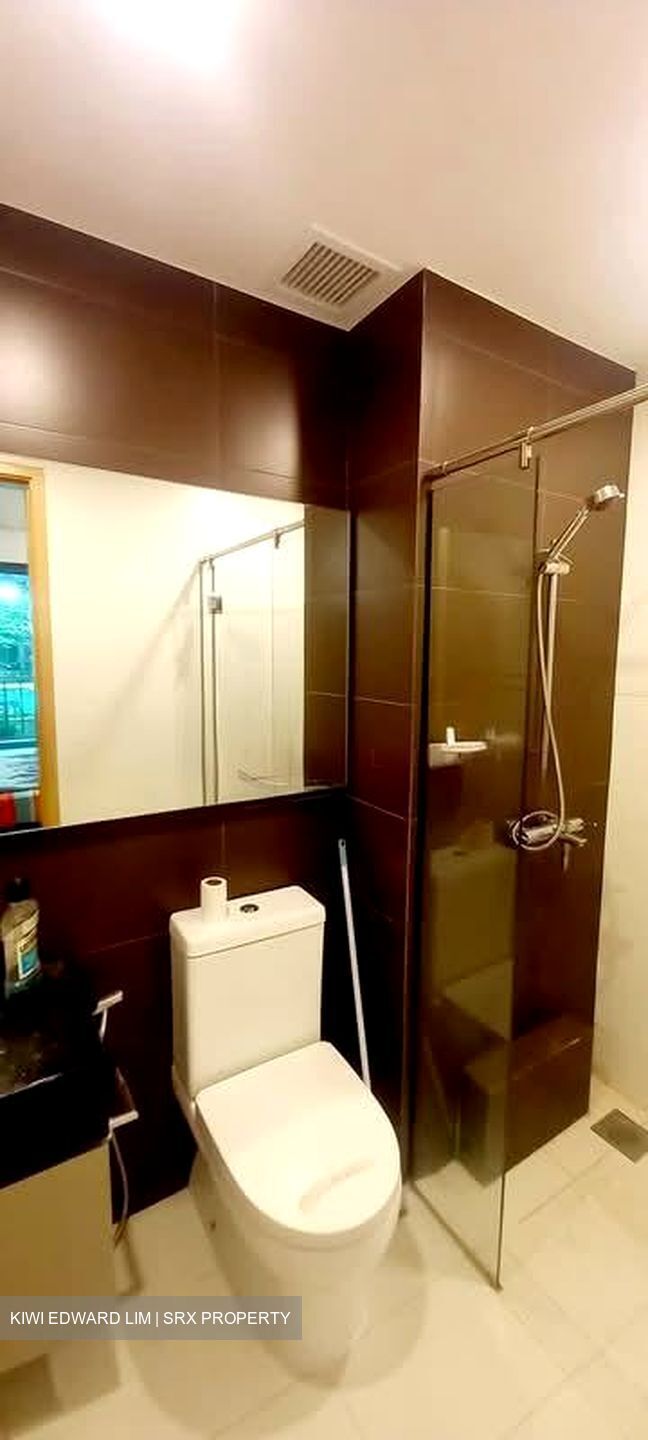 Esparina Residences (D19), Condominium #551388091